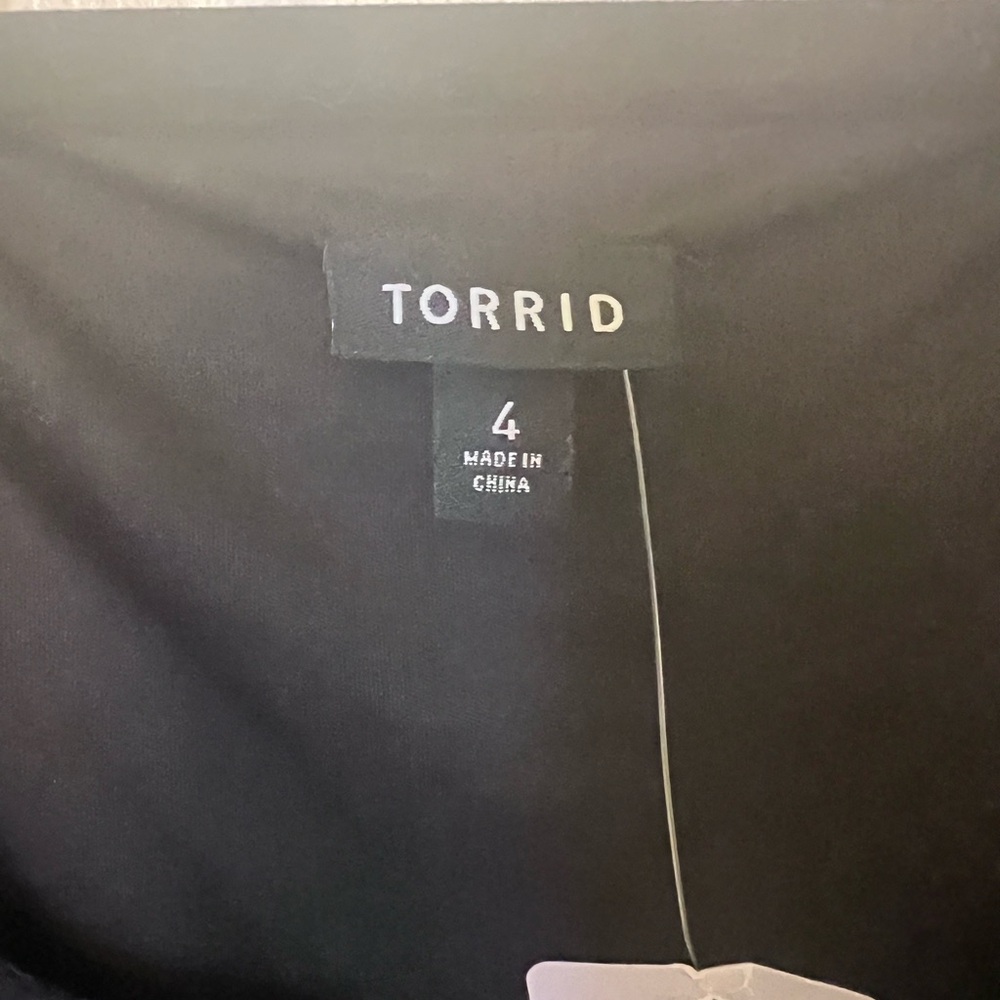 Torrid Plus size Classic Black Dress - Picture 3 of 4